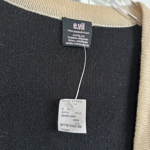 E.vil size Small Gold Peace Sign Sweater NWT - Picture 2 of 5